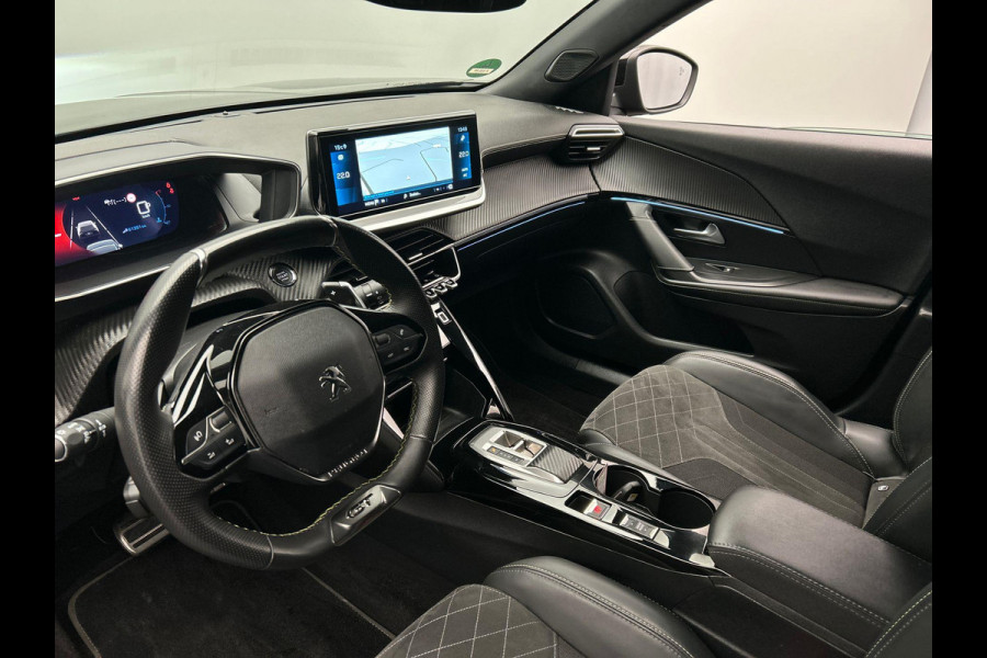 Peugeot 2008 1.2 PureTech GT Pack | Origineel Nederlands |Adaptieve Cruisecotrol Laneassist Trekhaak Camera Carplay