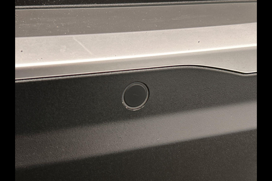 Peugeot 2008 1.2 PureTech GT Pack | Origineel Nederlands |Adaptieve Cruisecotrol Laneassist Trekhaak Camera Carplay