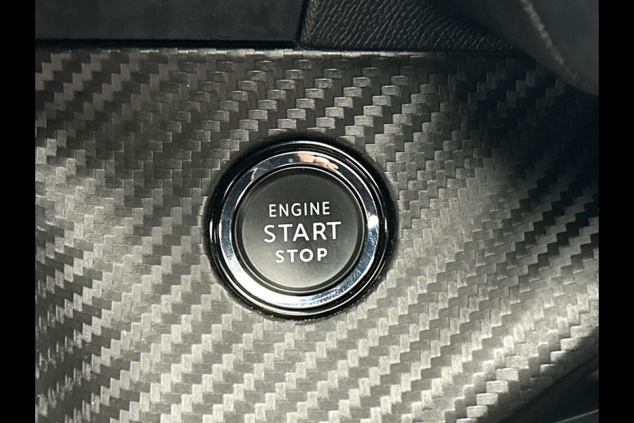 Peugeot 2008 1.2 PureTech GT Pack | Origineel Nederlands |Adaptieve Cruisecotrol Laneassist Trekhaak Camera Carplay