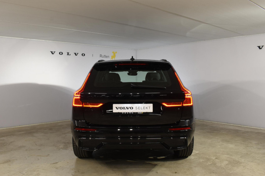 Volvo XC60 T6 350PK Automaat Plug-in Hybrid AWD Plus Black Edition/ Bowers & Wilkins / Navigatie / 360 Camera / Head-up Display / Panoramadak /  Stoelverwarming v+a / Stuurverwarming / 21'' Velgen
