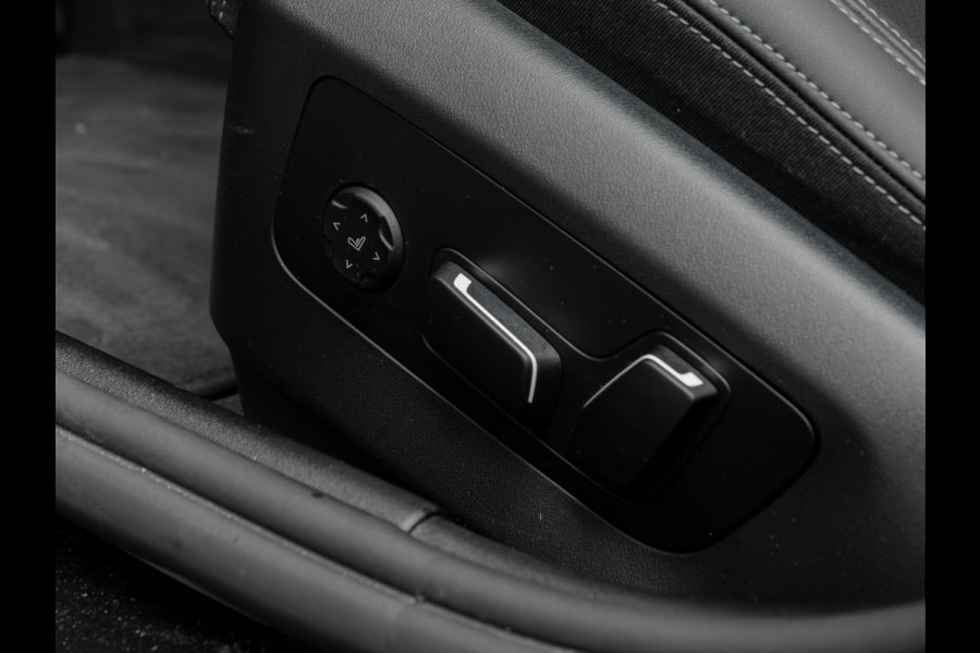 BMW i5 Touring eDrive40 - Sportstoelen - Getint Glas - Harman Kardon - Iconic Glow Exterieur