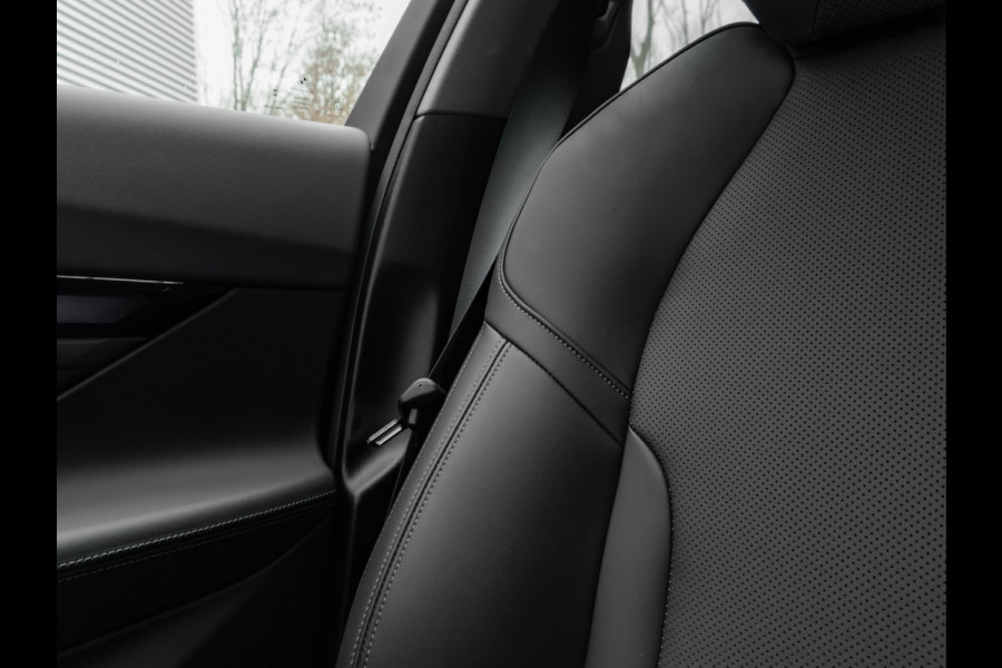 BMW i5 Touring eDrive40 - Sportstoelen - Getint Glas - Harman Kardon - Iconic Glow Exterieur