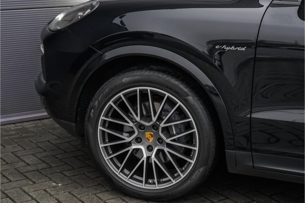 Porsche Cayenne 3.0 E-Hybrid Pano Camera 360° Sport Chrono Bose 21"