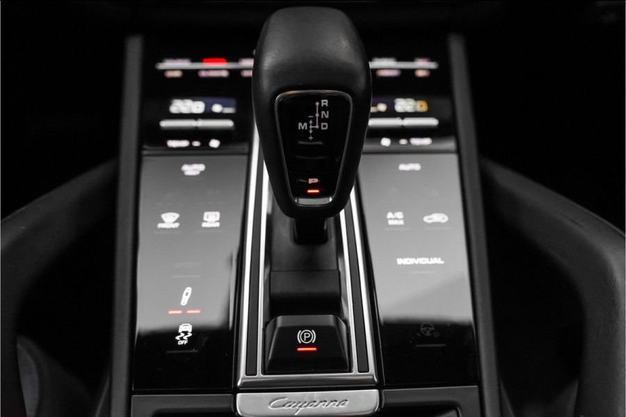 Porsche Cayenne 3.0 E-Hybrid Pano Camera 360° Sport Chrono Bose 21"