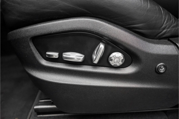 Porsche Cayenne 3.0 E-Hybrid Pano Camera 360° Sport Chrono Bose 21"