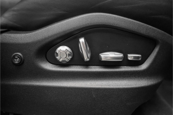 Porsche Cayenne 3.0 E-Hybrid Pano Camera 360° Sport Chrono Bose 21"