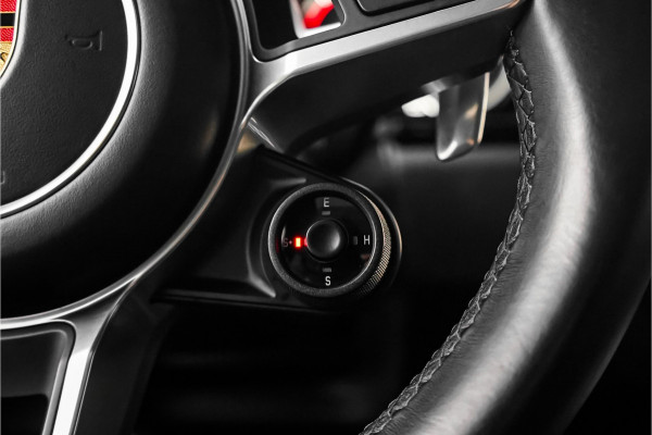 Porsche Cayenne 3.0 E-Hybrid Pano Camera 360° Sport Chrono Bose 21"