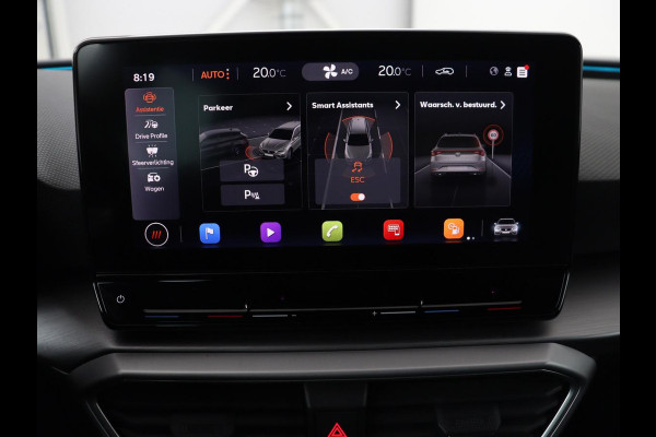 Seat Leon 1.5 TSI FR Launch Edition | Trekhaak | Adaptive cruise | Carplay | Navigatie | Sfeerverlichting | Parkeerhulp | Full LED | Climate control | Bluetooth