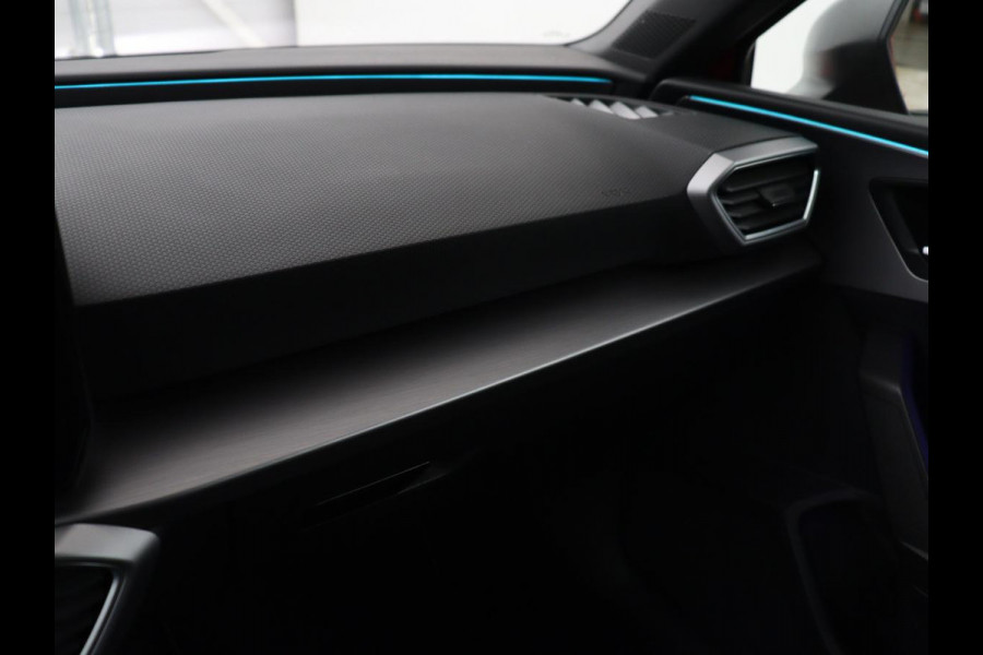 Seat Leon 1.5 TSI FR Launch Edition | Trekhaak | Adaptive cruise | Carplay | Navigatie | Sfeerverlichting | Parkeerhulp | Full LED | Climate control | Bluetooth