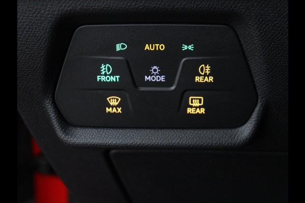 Seat Leon 1.5 TSI FR Launch Edition | Trekhaak | Adaptive cruise | Carplay | Navigatie | Sfeerverlichting | Parkeerhulp | Full LED | Climate control | Bluetooth