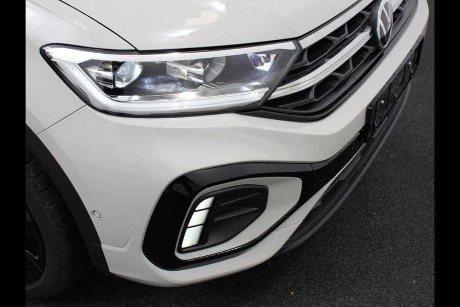 Volkswagen T-Roc 1.5 TSI DSG R-Line+Blackpack | Climate control | Adaptieve cruise control | Panoramadak | LED | Navigatie | Achteruitrijcamera | Parkeersensoren | Apple Carplay/ Android Auto | Radio