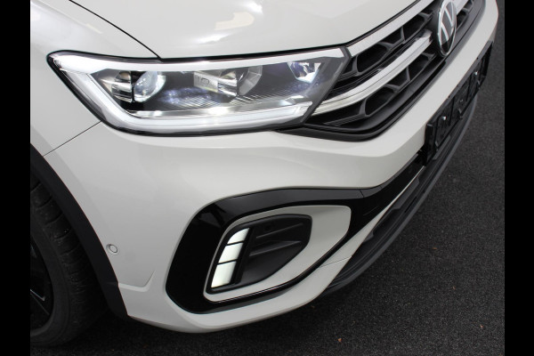Volkswagen T-Roc 1.5 TSI DSG R-Line+Blackpack | Climate control | Adaptieve cruise control | Panoramadak | LED | Navigatie | Achteruitrijcamera | Parkeersensoren | Apple Carplay/ Android Auto | Radio