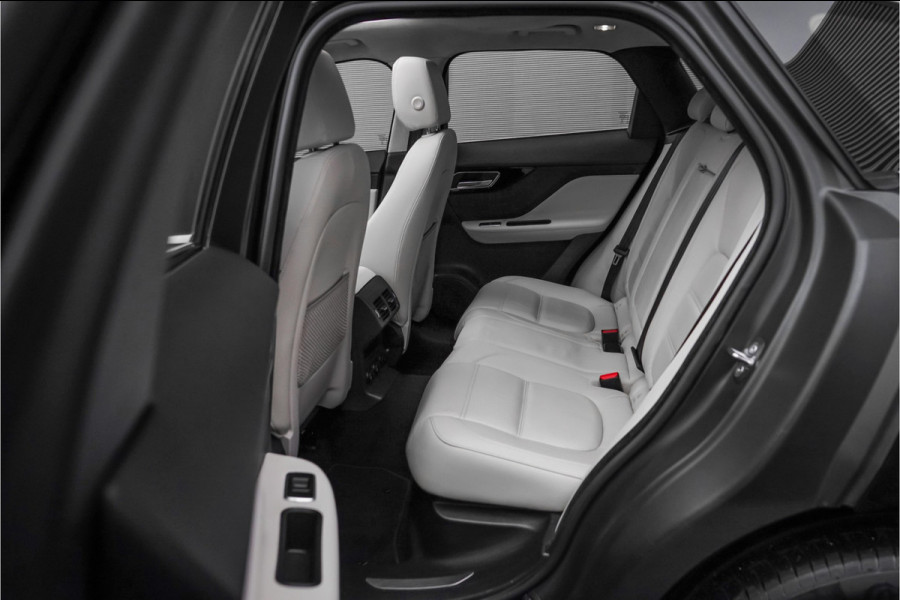 Jaguar F-Pace 2.0t AWD Premium Edition Pano Meridian