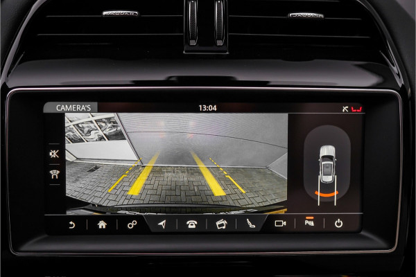 Jaguar F-Pace 2.0t AWD Premium Edition Pano Meridian