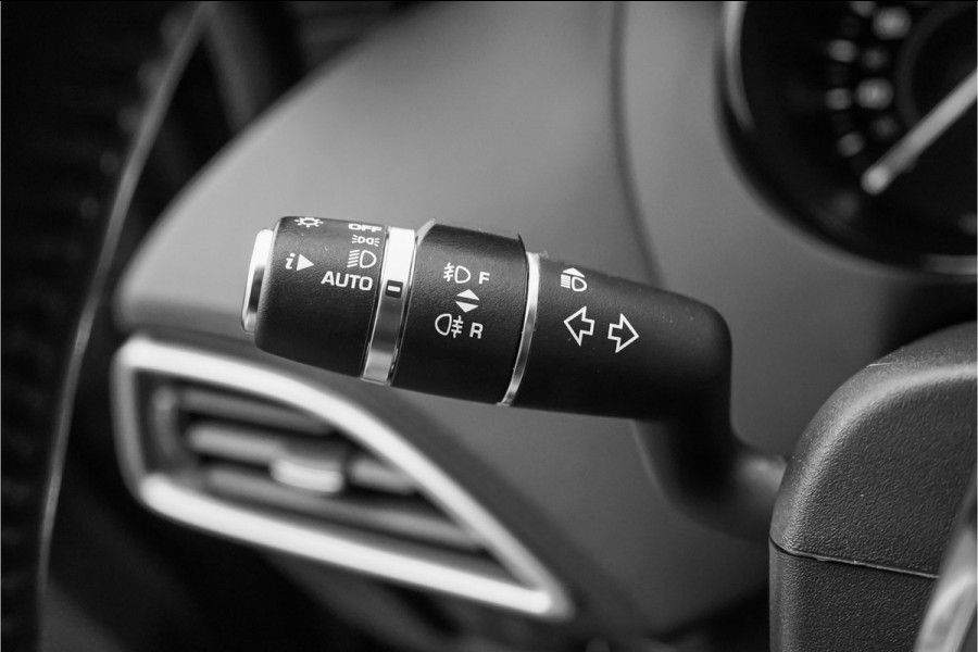 Jaguar F-Pace 2.0t AWD Premium Edition Pano Meridian