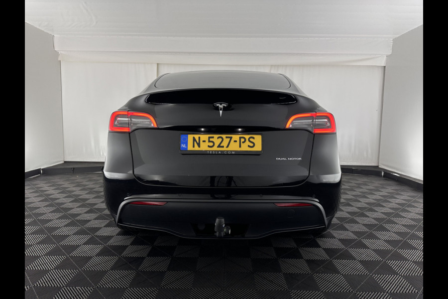 Tesla Model Y Long Range AWD 75 kWh Black-Line [ 3-Fase-11kW ] {SOH-82%} (INCL-BTW) Aut. *PANO | AUTO-PILOT | LEATHER | NAVI-FULLMAP | MATRIX-LED | KEYLESS | CAMERA | DAB+ | HEATED-COMFORTSEATS | PRIVACYGLASS | TOPVIEW | TOWBAR |  20''ALU*
