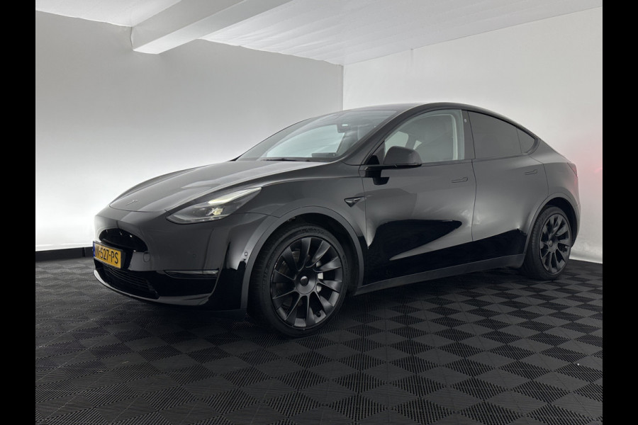 Tesla Model Y Long Range AWD 75 kWh Black-Line [ 3-Fase-11kW ] {SOH-82%} (INCL-BTW) Aut. *PANO | AUTO-PILOT | LEATHER | NAVI-FULLMAP | MATRIX-LED | KEYLESS | CAMERA | DAB+ | HEATED-COMFORTSEATS | PRIVACYGLASS | TOPVIEW | TOWBAR |  20''ALU*