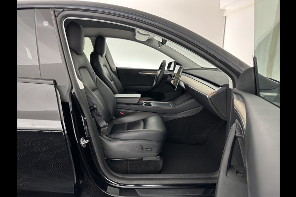 Tesla Model Y Long Range AWD 75 kWh Black-Line [ 3-Fase-11kW ] {SOH-82%} (INCL-BTW) Aut. *PANO | AUTO-PILOT | LEATHER | NAVI-FULLMAP | MATRIX-LED | KEYLESS | CAMERA | DAB+ | HEATED-COMFORTSEATS | PRIVACYGLASS | TOPVIEW | TOWBAR |  20''ALU*