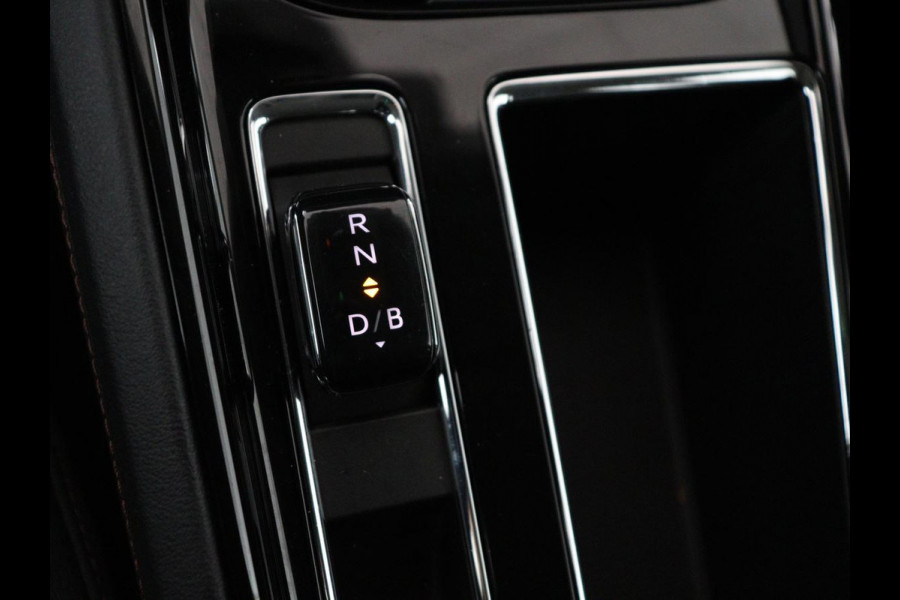 Škoda ENYAQ iV 80 | Leder | Stoelverwarming | Trekhaak | Adaptive cruise | Warmtepomp | Matrix LED | Carplay | 21'' | Achterbankverwarming | Navigatie | Sport Plus Pakket | Sfeerverlichting