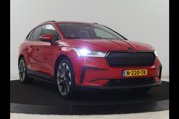 Škoda ENYAQ iV 80 | Leder | Stoelverwarming | Trekhaak | Adaptive cruise | Warmtepomp | Matrix LED | Carplay | 21'' | Achterbankverwarming | Navigatie | Sport Plus Pakket | Sfeerverlichting