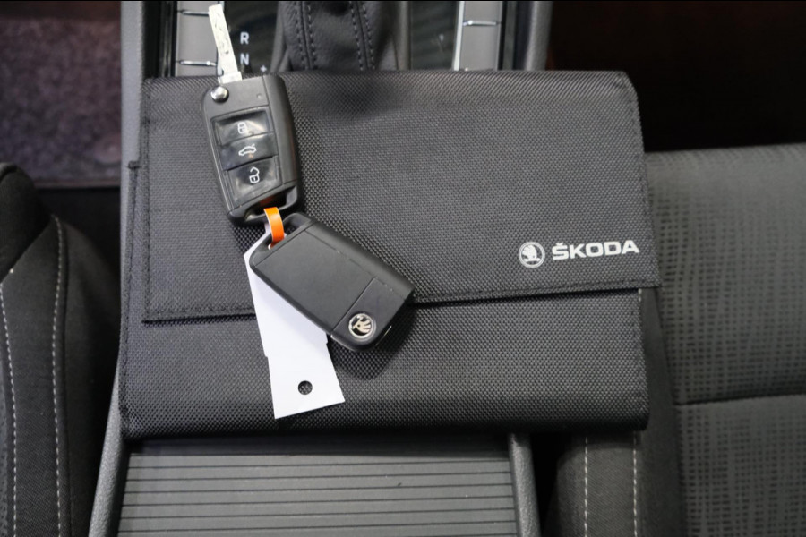 Škoda Superb Combi 1.4 TSI ACT Ambition Business - N.A.P. Airco, Cruise, Navi, Automaat, PDC