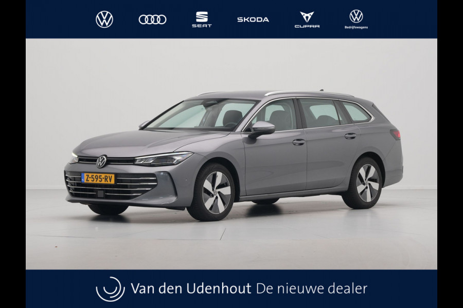 Volkswagen Passat Variant 1.5 eTSI 150pk DSG Business Trekhaak Navigatie Camera Massage Android/Carplay