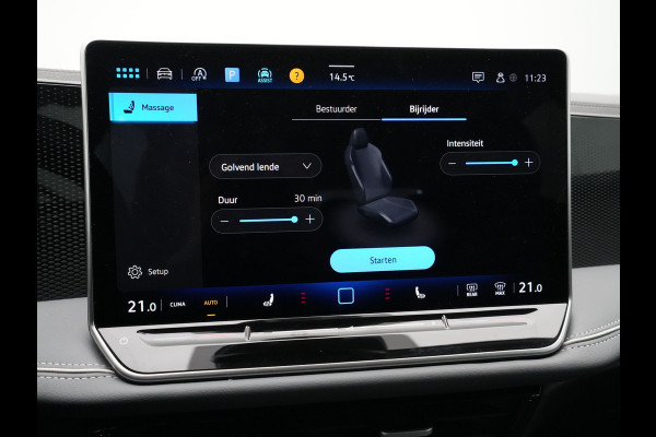 Volkswagen Passat Variant 1.5 eTSI 150pk DSG Business Trekhaak Navigatie Camera Massage Android/Carplay