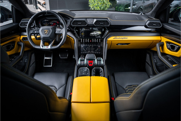 Lamborghini Urus 4.0 V8 - BTW | Akrapovic | Keramisch | Panorama | Xpel | B&O+ | Massage