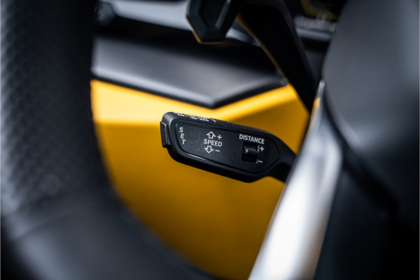 Lamborghini Urus 4.0 V8 - BTW | Akrapovic | Keramisch | Panorama | Xpel | B&O+ | Massage