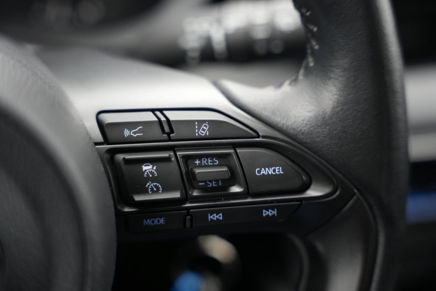 Toyota Yaris 1.5 Hybrid Comfort Navi camera, stoelverwarming assistent