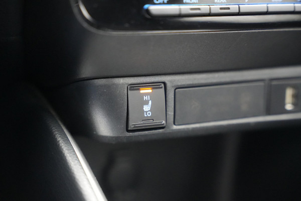 Toyota Yaris 1.5 Hybrid Comfort Navi camera, stoelverwarming assistent