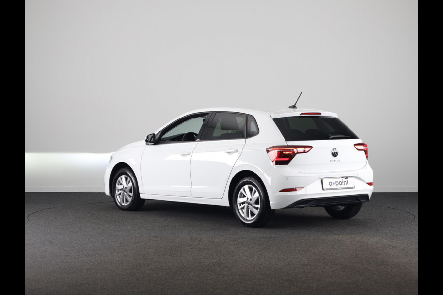 Volkswagen Polo 1.0 TSI Style 95 PK | Matrix koplampen | Navigatie via app | Parkeersensoren | Privacy glass |