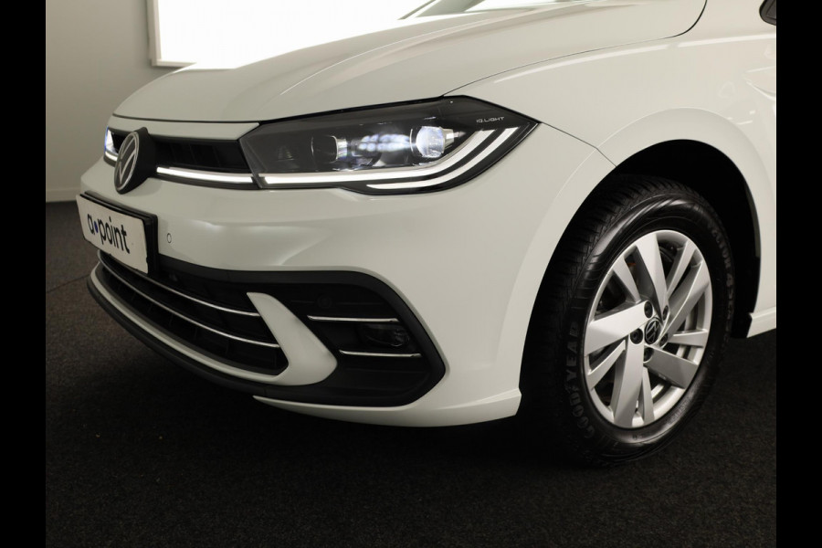 Volkswagen Polo 1.0 TSI Style 95 PK | Matrix koplampen | Navigatie via app | Parkeersensoren | Privacy glass |