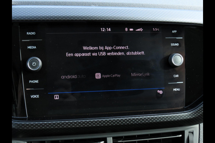 Volkswagen T-Cross 1.0 TSI Life | APPLE CARPLAY | LM VELGEN | DAB+ | ADAPTIVE CRUISE CONTROL | PARKEERSENSORS | BLIND SPOT |