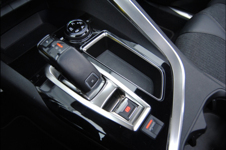 Peugeot 3008 1.6 PureT. GT Line | | Navi| Camera| Trekhaak | 180 PK