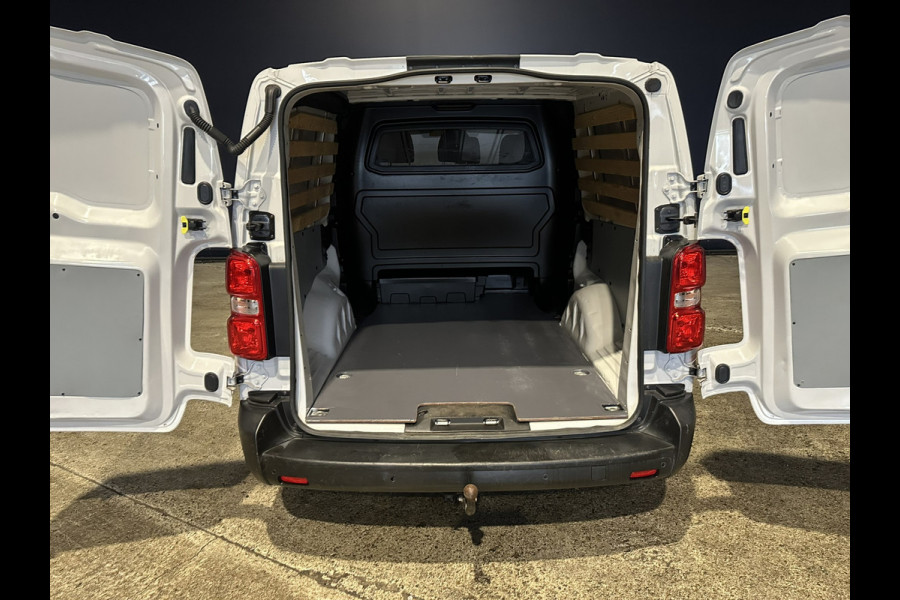 Toyota ProAce Worker 2.0 D-4D 145pk L3H1 Dubbele Cabine Euro6 Airco | 6-Zits | Navigatie | Apple Carplay | Cruisecontrol Android Auto, 2500kg trekhaak, Parkeersensoren