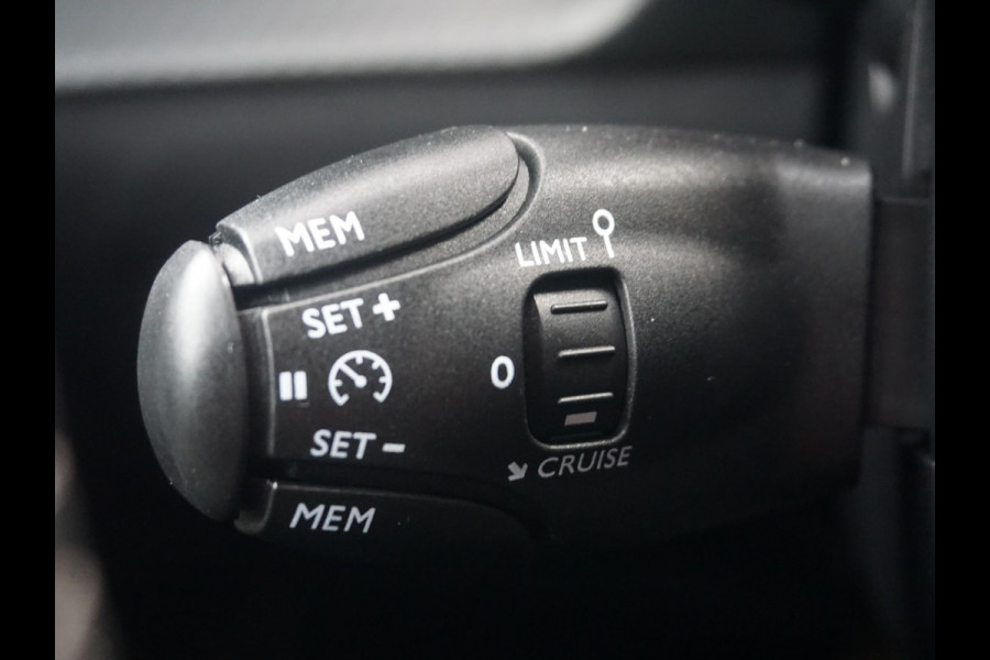 Peugeot 2008 1.2 TURBO Allure Pack Afn. Trekhaak
