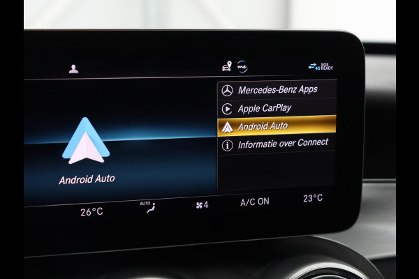 Mercedes-Benz C-Klasse 300e AMG | Panoramadak | 360 Camera | Stoelverwarming | Leder/Alcantara | Carplay | Sfeerverlichting | Park Assist | Navigatie | Full LED | PHEV | Plug In