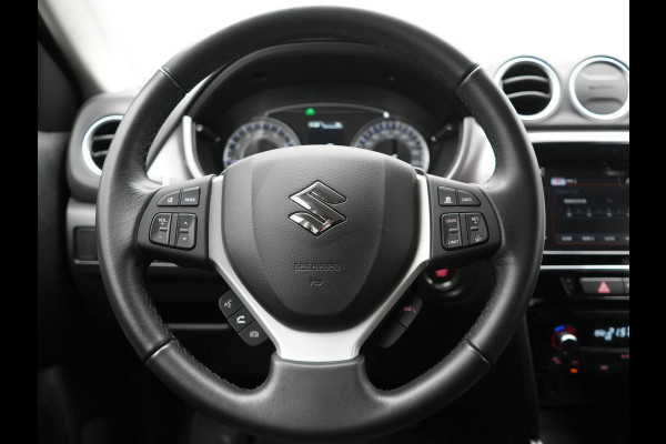 Suzuki Vitara 1.5 Hybrid Select Automaat Dealer O.H 15.055 KM | Adaptive Cruise | Keyless | LED Koplampen | Stoelverwarming | Camera | Apple Carplay | 17"L.M |