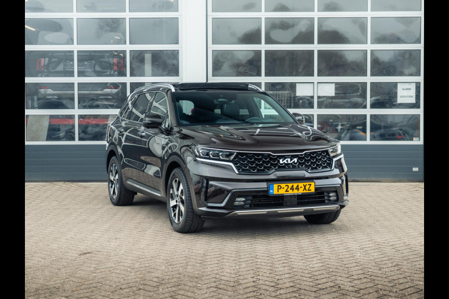 Kia Sorento 1.6 T-GDI Plug-in Hybrid 4WD ExecutiveLine 7p. | Full options | NL auto! | Alarm klasse 3 | Afn. Trekhaak l 100% onderhouden