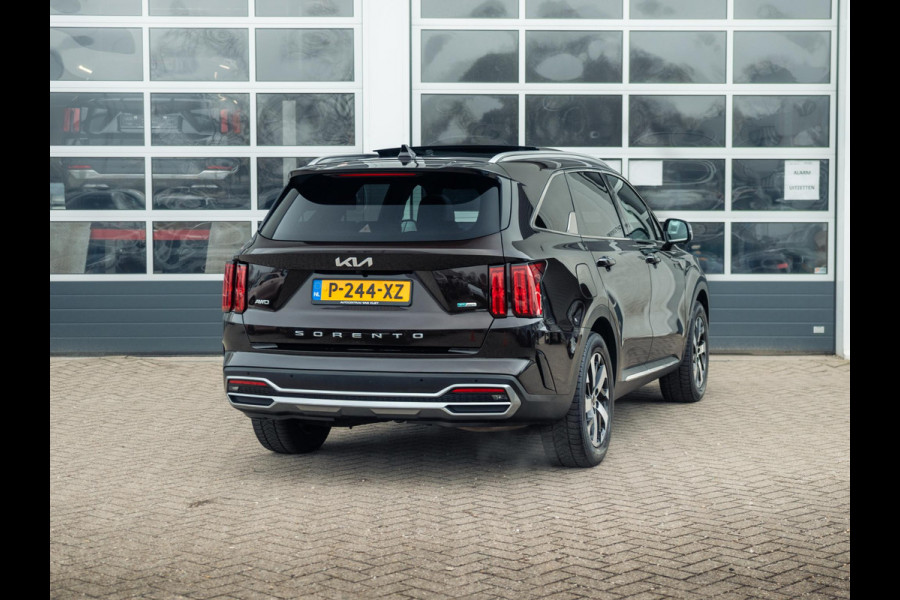 Kia Sorento 1.6 T-GDI Plug-in Hybrid 4WD ExecutiveLine 7p. | Full options | NL auto! | Alarm klasse 3 | Afn. Trekhaak l 100% onderhouden