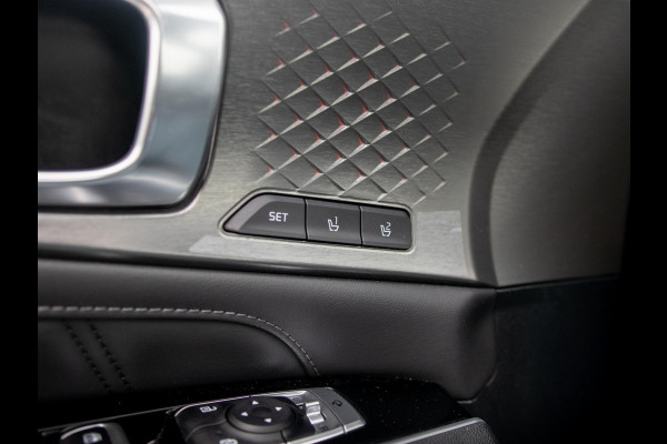 Kia Sorento 1.6 T-GDI Plug-in Hybrid 4WD ExecutiveLine 7p. | Full options | NL auto! | Alarm klasse 3 | Afn. Trekhaak l 100% onderhouden