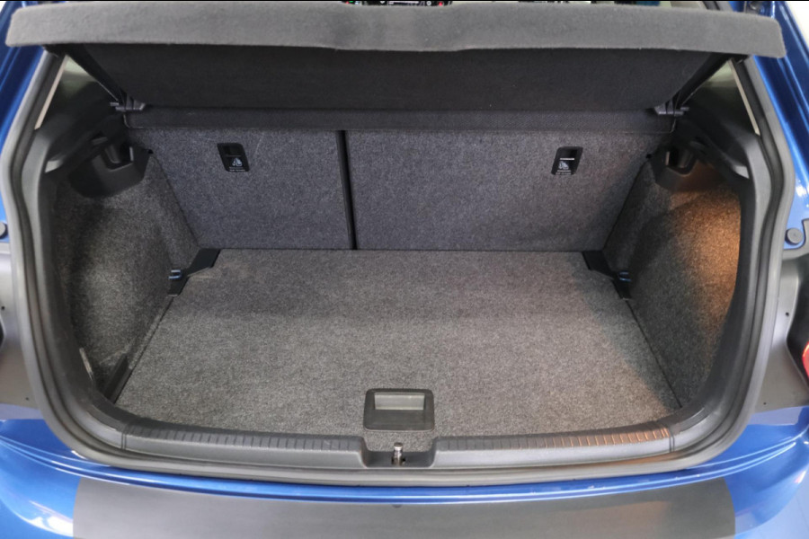 Volkswagen Polo 1.0 TSI R-Line Automaat - N.A.P. Airco, Cruise, Navi, PDC.