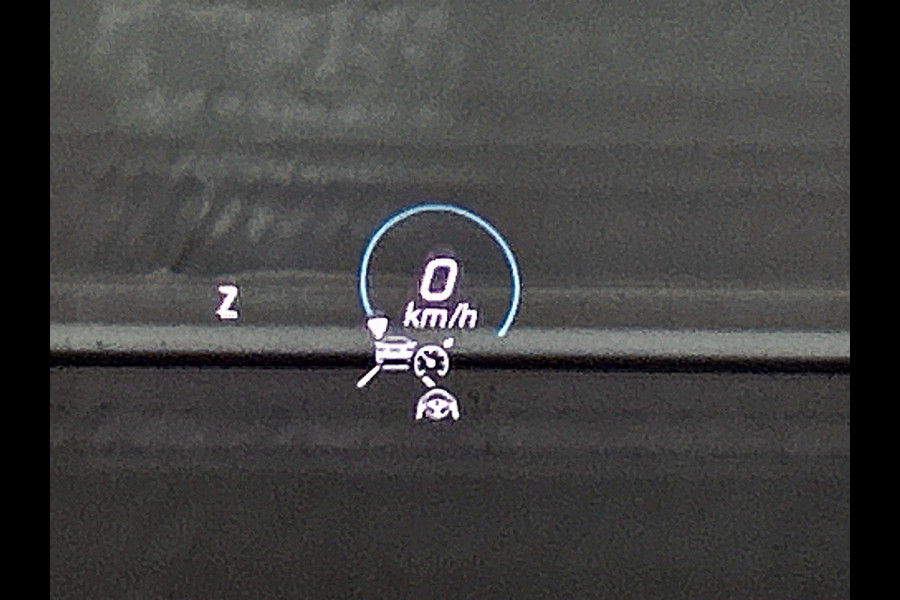 Mercedes-Benz CLA-Klasse 180 AMG Line  Panoramadakj | 5 spaaks lichtmetalen velgen | Navigatie | Parking support met 360 grade camera Inclusief 24 maanden Mercedes-Benz Certified garantie voor Europa.