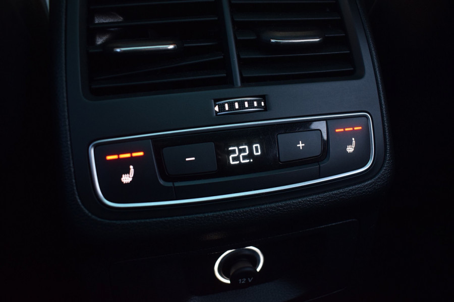 Audi A4 2.0 TFSI 252pk S-line | Pano | Leer | Virtual | HUD | Camera | Trekhaak