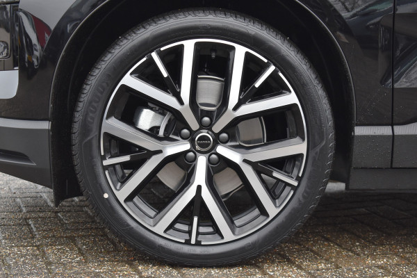Volvo EX30 Extended Range 272PK Black Edition 69 kWh | H&K | 20" LMV | Elektr. Stoel | ACC | Camera | BLIS |