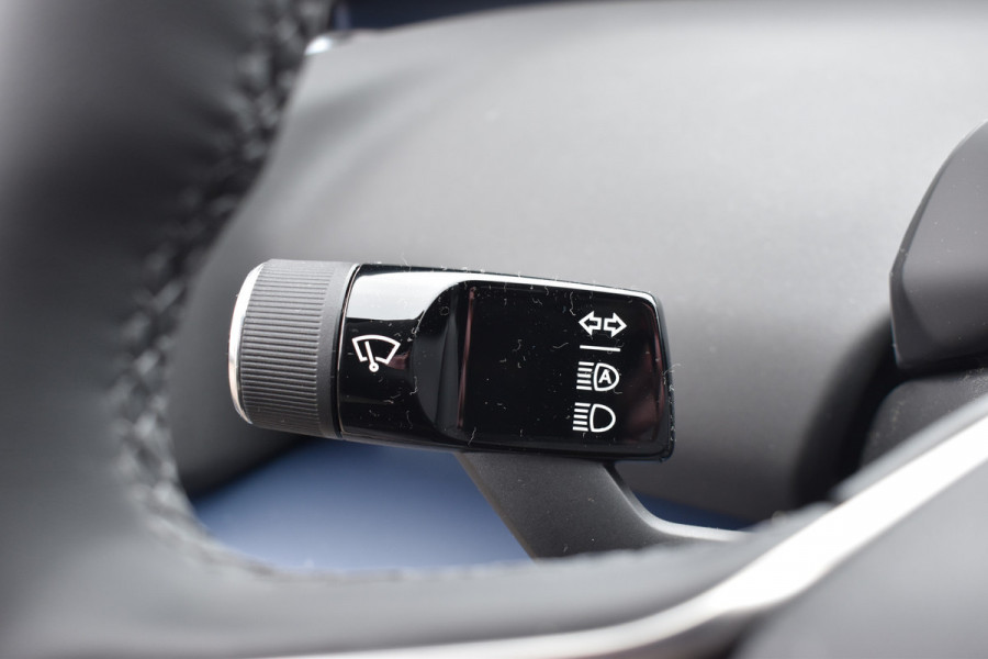 Volvo EX30 Extended Range 272PK Black Edition 69 kWh | H&K | 20" LMV | Elektr. Stoel | ACC | Camera | BLIS |