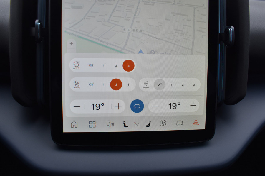 Volvo EX30 Extended Range 272PK Black Edition 69 kWh | H&K | 20" LMV | Elektr. Stoel | ACC | Camera | BLIS |