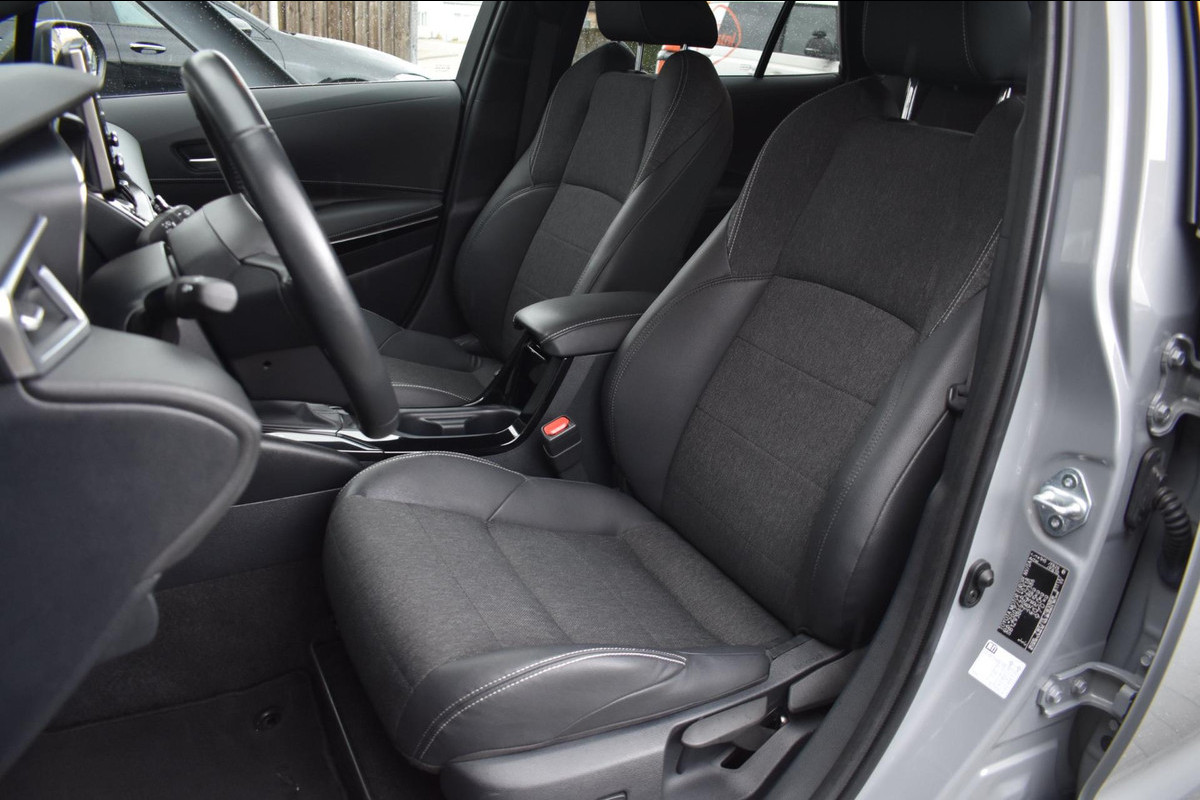 Toyota Corolla Touring Sports 1.8 Hybrid Dynamic | CAMERA | STOELVERWARMING | APPLE CARPLAY | ANDROID AUTO | NAP | ADAPT. CRUISE