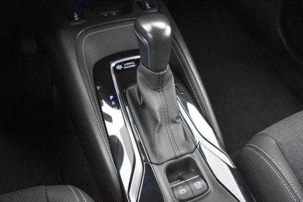 Toyota Corolla Touring Sports 1.8 Hybrid Dynamic | CAMERA | STOELVERWARMING | APPLE CARPLAY | ANDROID AUTO | NAP | ADAPT. CRUISE